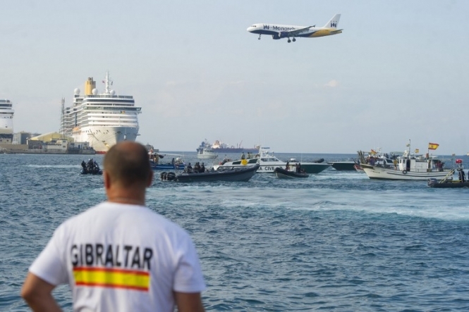 Гибралтар объявил, что испанский корабль вторгся в его воды