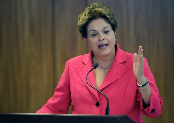 Сенат Бразилии отстранил президента