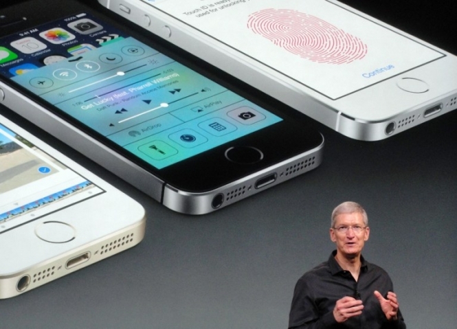 Apple опровергла информацию о прослушке пользователей