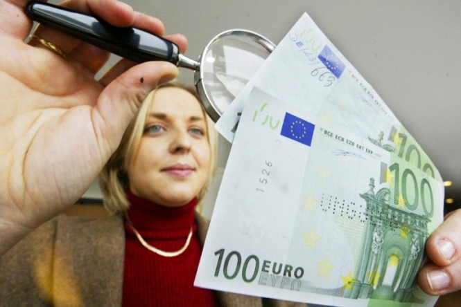 Понад 250 тис фальшивих банкнот євро вилучено з обігу з початку року
