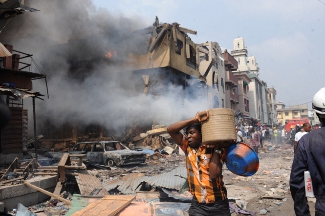 У Нігерії смертниці підірвали себе біля табору переселенців: 16 жертв