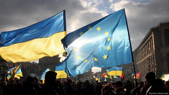 Украина согласовала с ЕС план восстановления страны на ближайшие три года