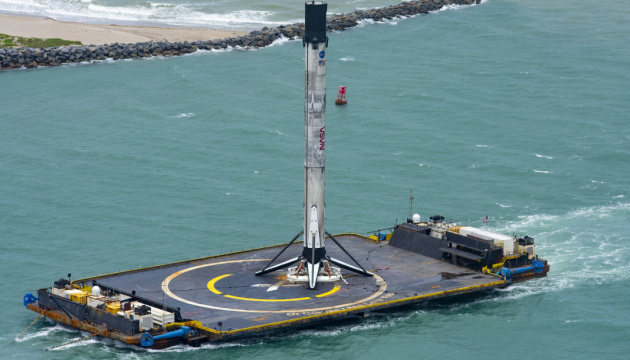 На космодром повернулася ракета Falcon 9, яка відправила астронавтів на МКС