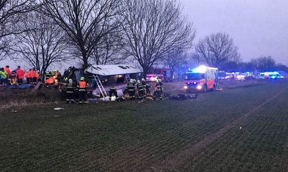 В Праге произошла авария с участием автобуса: трое погибших, 45 раненых