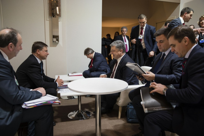 Порошенко встретился с вице-президентами Еврокомиссии и Федерикой Могерини