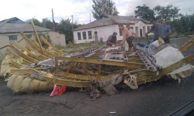 Терористи не пускають рятувальників до місця падіння збитого Боїнга-777, - радник Тарути