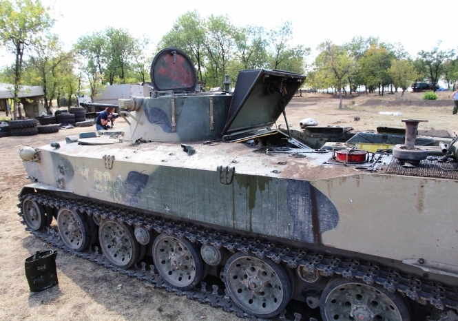 Українські військові відремонтували БМД яка належала псковським десантникам