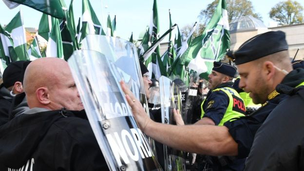 Мітинг неонацистів у Швеції закінчився бійкою з антифашистами і поліцією: десятки людей затримані
