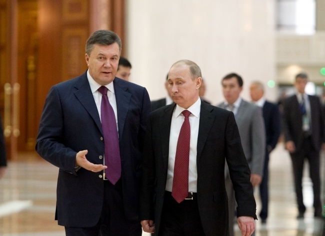 Янукович з понеділка знову летить у Москву - обговорювати Євразійський союз