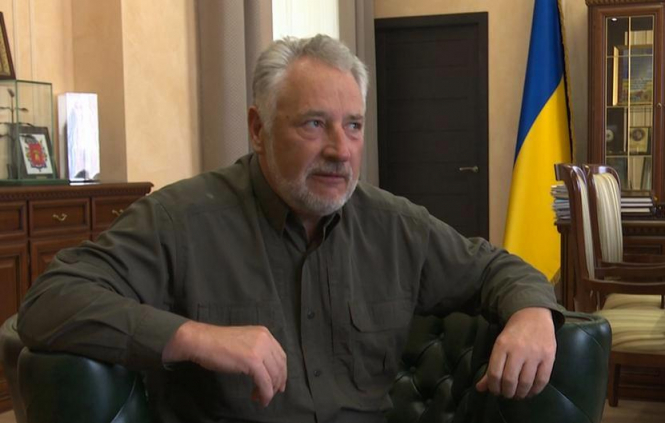 Жебрівський заявляє про готовність платити пенсії мешканцям окупованого Донбасу через Червоний Хрест