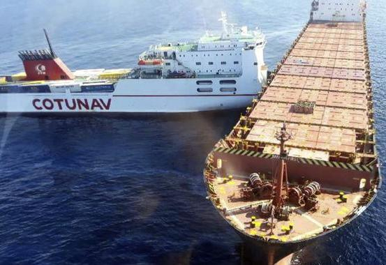 Вблизи Корсики столкнулись два грузовых корабля произошел разлив нефти
