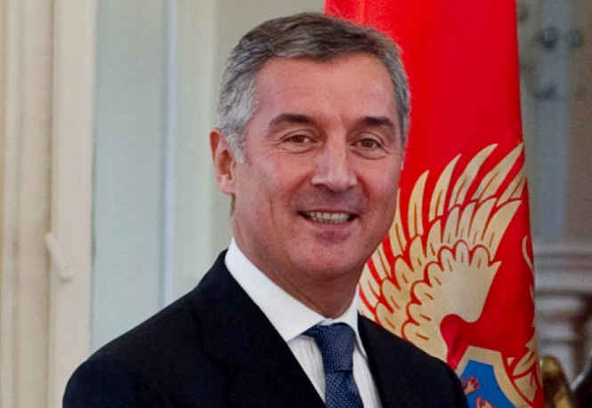На президентских выборах в Черногории побеждает Мило Джуканович