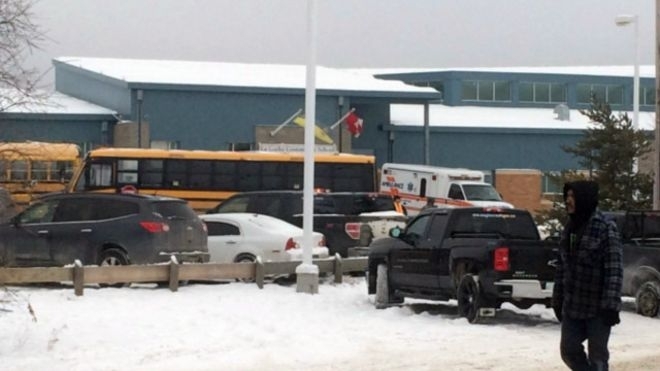 В школе в Канаде произошла стрельба, погибли четверо людей