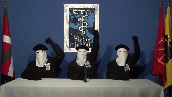 Баскське сепаратистське угруповання ЕТА офіційно склало зброю