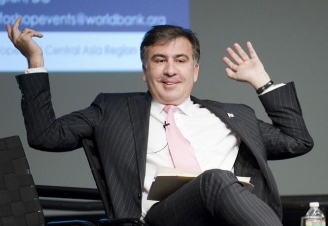 Саакашвили повторно отказался предоставить образцы голоса