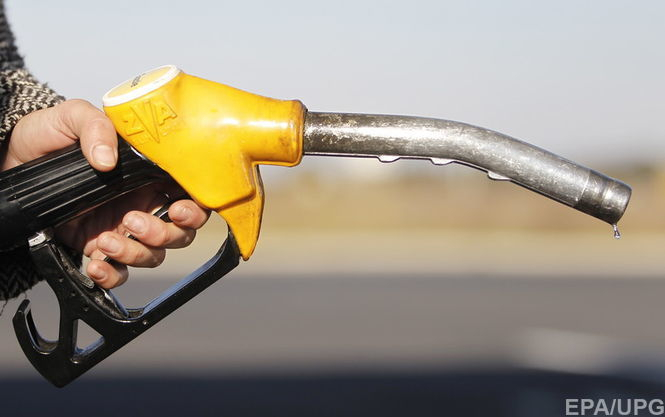ДФС запідозрила 18 столичних АЗС у нелегальній торгівлі паливом 

