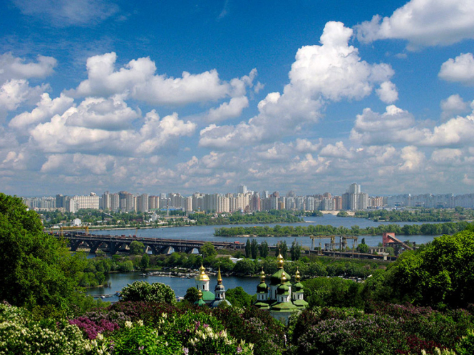 В рейтинге самых дорогих городов мира Киев поднялся на 14 ступеней