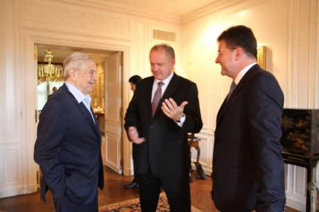 Прем'єр Словаччини звинуватив президента у дестабілізації країни і змові з Соросом