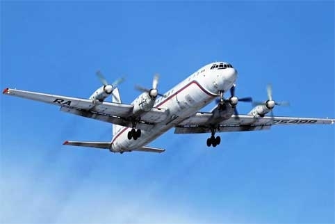 Военный самолет разбился в России: около 27 погибших