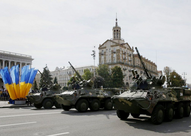 Міноборони: на проведення військового параду в Києві додаткові кошти не виділяли