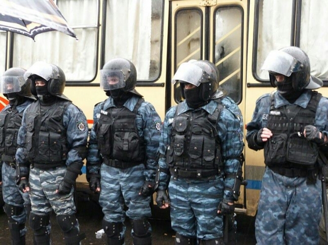 Київські автомобілісти заблоковували базу 