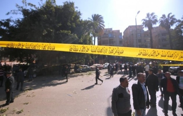 В Каире из-за взрыва бомбы погибли шесть полицейских