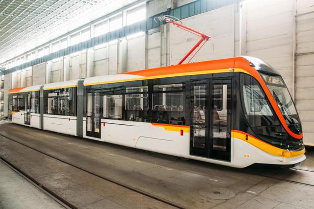 В Україні представили нову модель трисекційного трамвая, - ФОТО