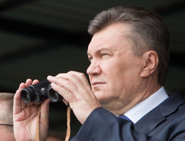 Действия охранников, которые сопровождали Януковича во время бегства, изучает ГПУ