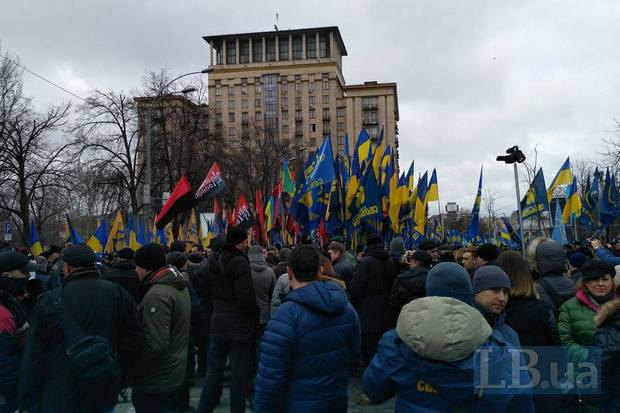В Києві 7 тисяч націоналістів почали 
