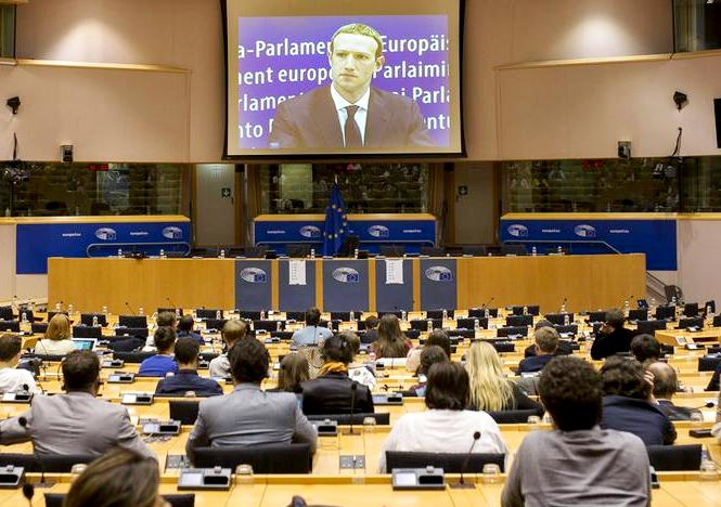 Цукерберг в Европарламенте извинился за утечку данных Facebook-пользователей