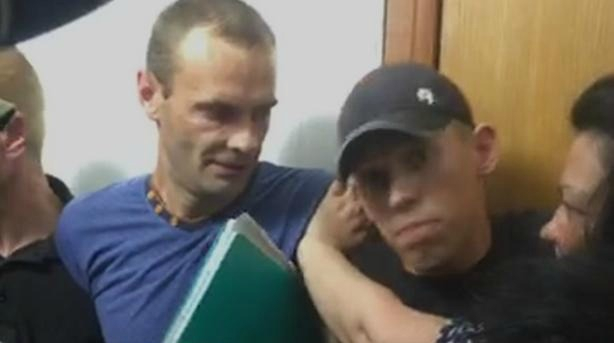 Активісти на Одещині захопили будівлю суду та погрожують підпалом