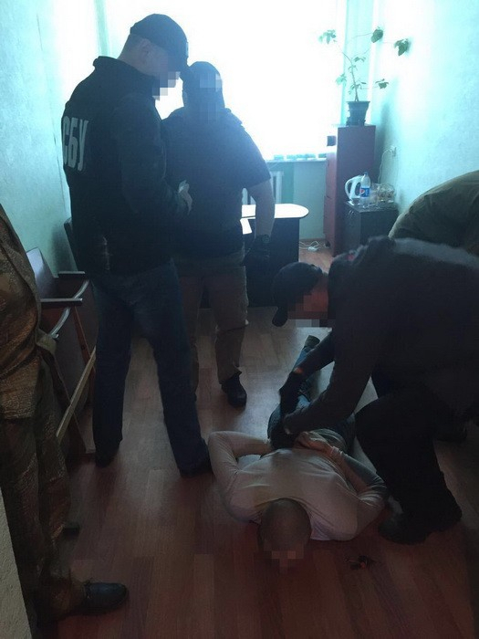 На Киевщине правоохранители разоблачили двух полицейских во взяточничестве