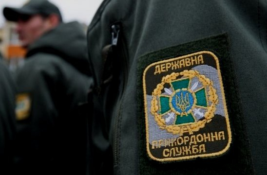 Через український кордон намагалися провезти мертву жінку, видаючи її за живу