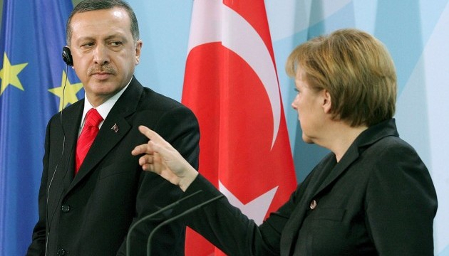Німеччина чекає від Ердогана діалогу з турецьким народом