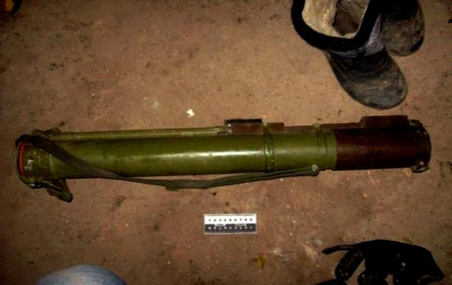 Житель Донецкой области нашел гранатомет и держал его на кухне 