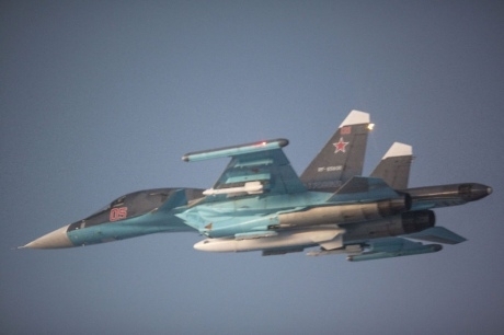 Россия перебрасывает в Крым военную авиацию