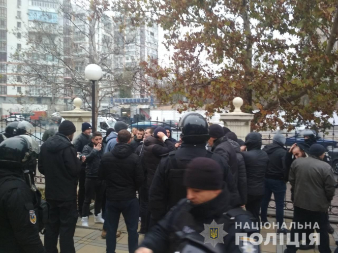 В суді Одеси сталась масова бійка: півсотні людей затримані