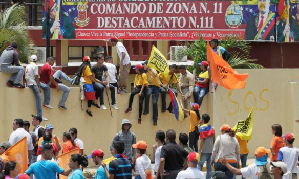У Венесуелі під час протестів убили двох людей