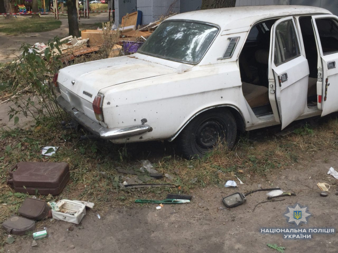 В Святошинском районе Киева взорвалось авто: ранены четверо детей, - ОБНОВЛЕНО