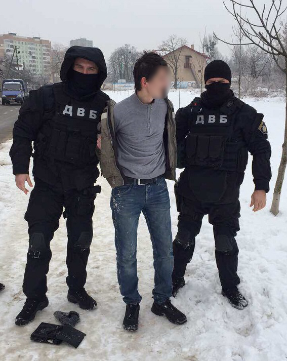 Во Львове разоблачили наркоторговца, который пытался подкупить полицию