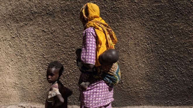 У Нігерії жінки-смертниці використовують дітей для терактів