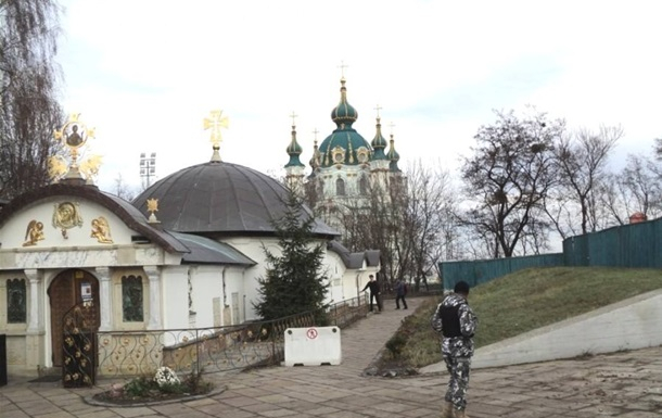 Петицію щодо знесення каплиці УПЦ МП підтримала комісія Київради