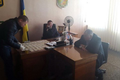 На взятке задержан председатель района в Житомирской области