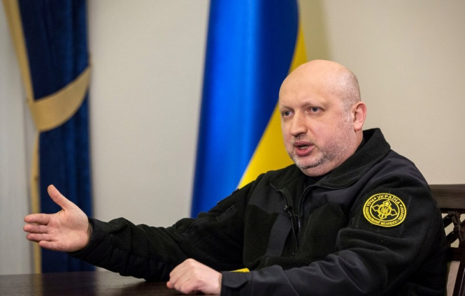 Турчинов приравнял аморальность в Украине к российской агрессии и поздравил единения протестантов
