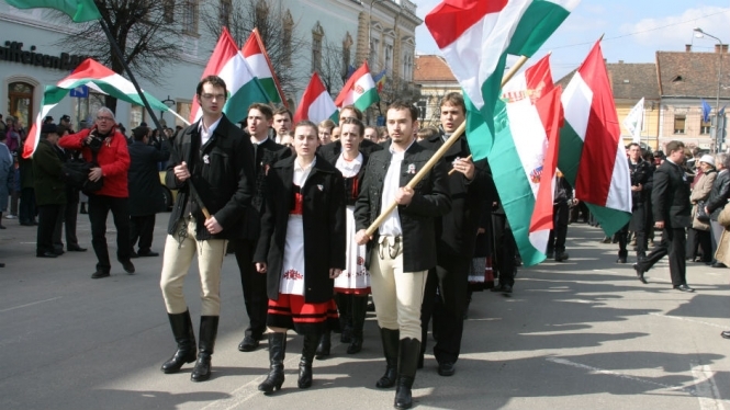 94 тисячі жителів Закарпаття отримали громадянство Угорщини з 2011 року