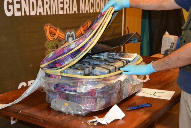 У російському посольстві в Аргентині знайшли 389 кілограмів кокаїну
