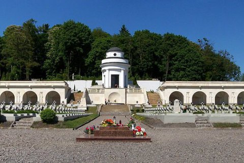 СБУ задержала подрывников польского Мемориала орлят во Львове