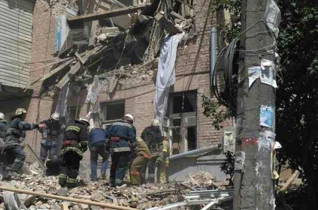 Зруйнований через вибух газу будинок у Києві знесуть

