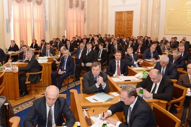 Яценюк у гніві покинув засідання Азарова і Януковича