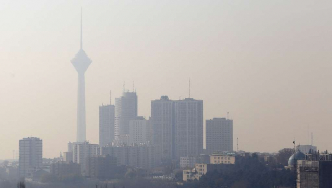 Через забруднене повітря в Ірані зачинили школи